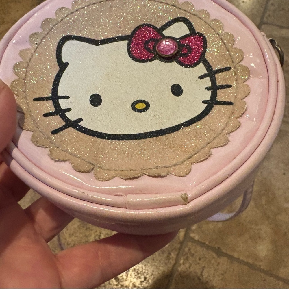 Hello Kitty Pink Mini Chain Handbag - Picture 5 of 9